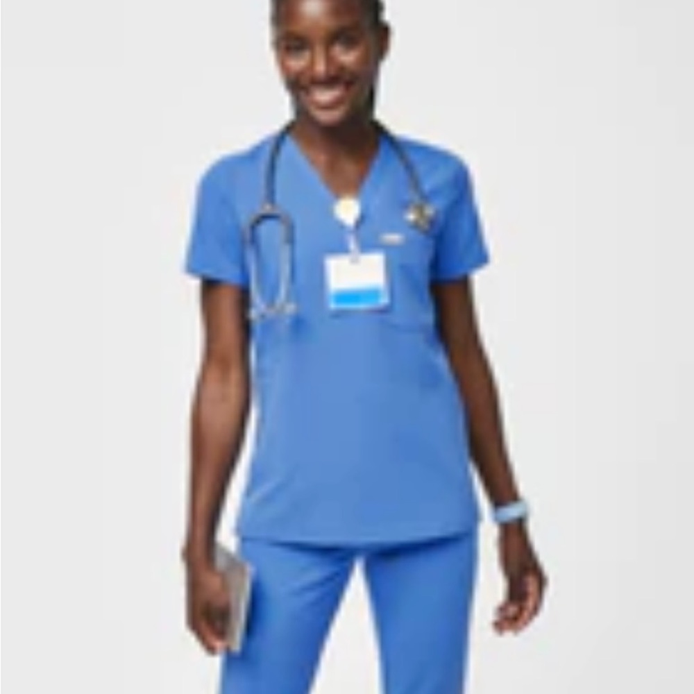 Womens Figs Scrubs Top BRAND NEW WITH TAGS LIMITED EDITION COLOR CAPRI BLUE